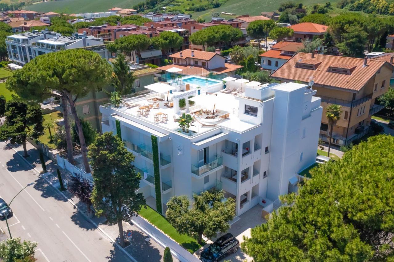 Villa Mare Pineto Bagian luar foto